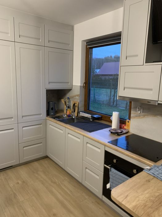 Domek całoroczny nad jeziorem z balią.