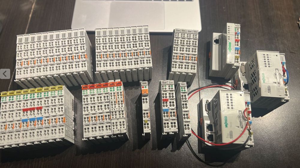 Zestaw sterowników i modułów WAGO