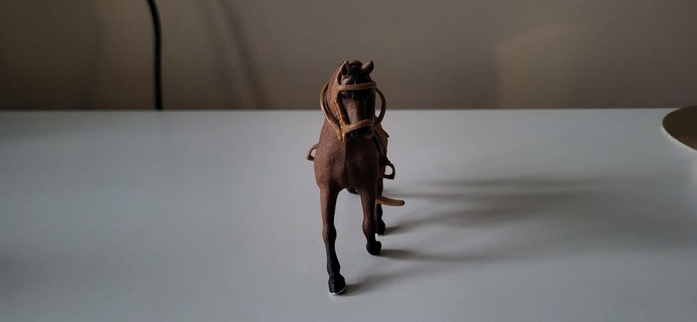 Schleich koń arabski klacz figurka model wycofany z 2013 r.