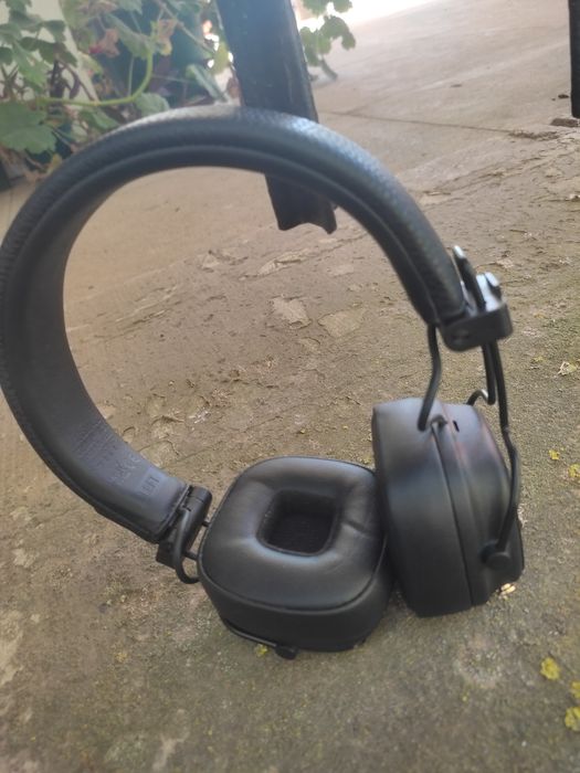 Headphones marshall