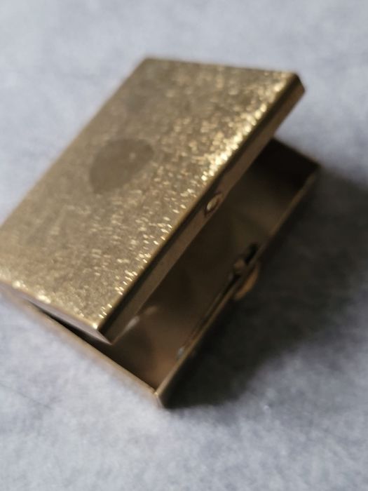 Pudełko mosiężne