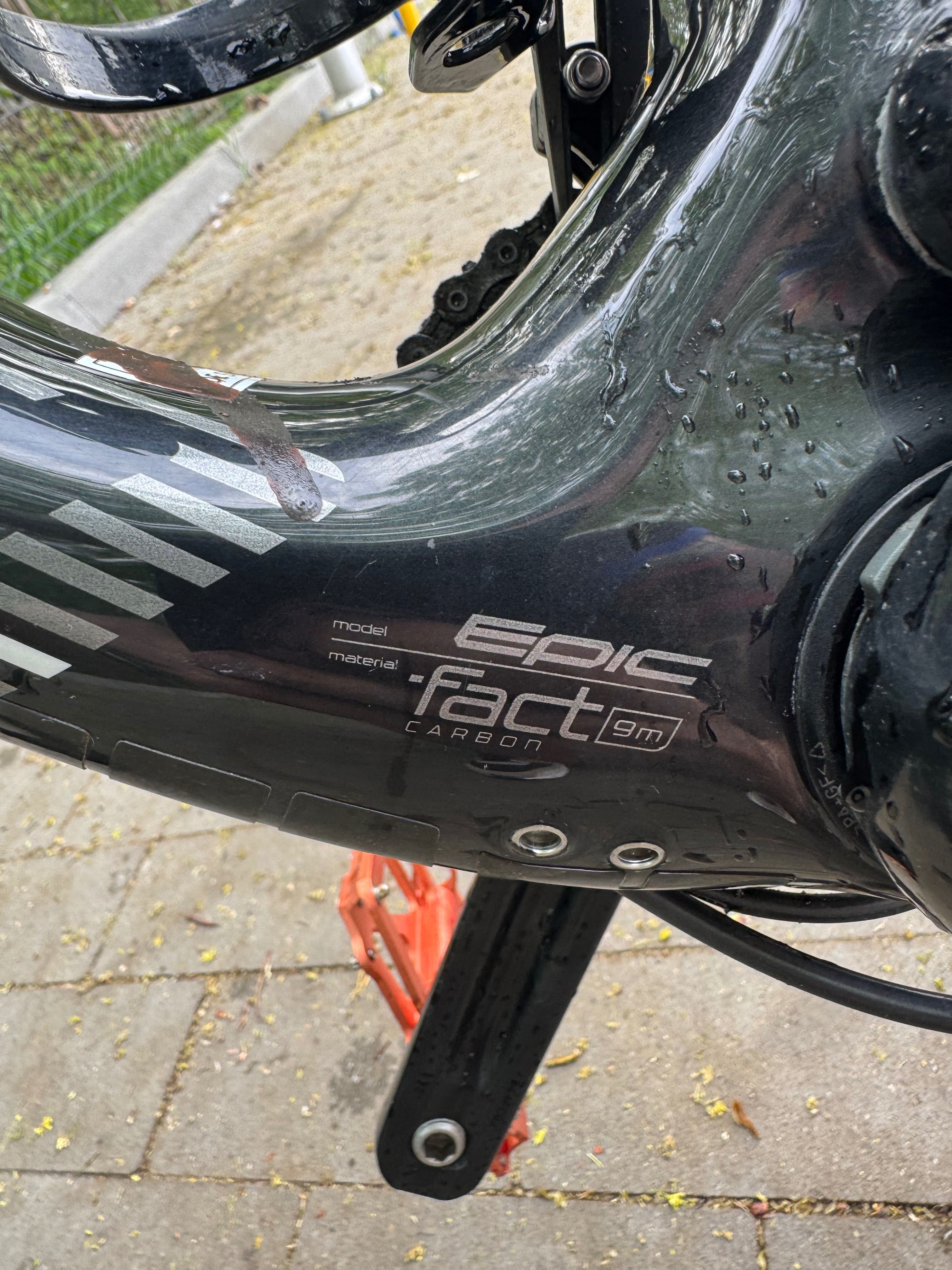 Specialized Epic Comp. Carbon. Brain. L