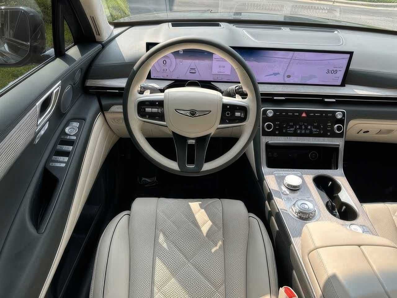 Genesis	GV80		 	2025