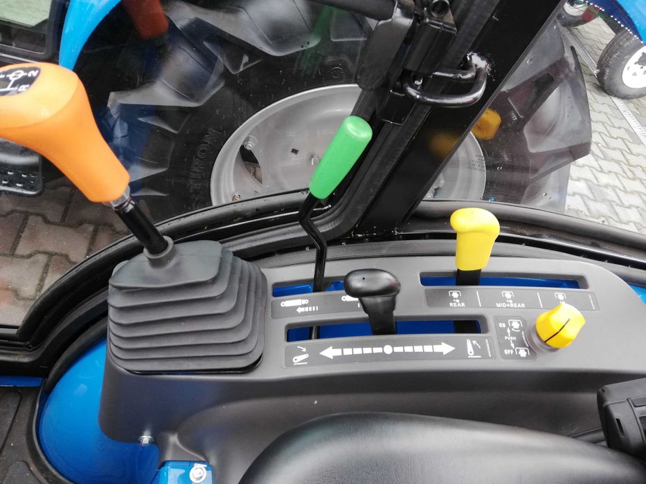 Nowy Traktor  ciągnik LS XJ25 24KM 4x4 wspomaganie, kabina jak Kubota