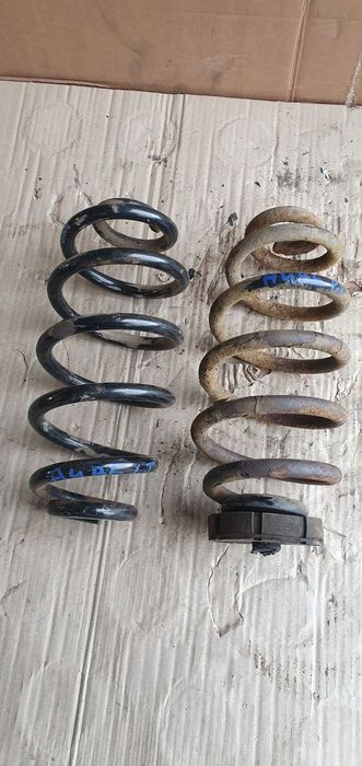 Sprężyny sprężyna tył tylne 2SZT Audi A4 B6 Sedan