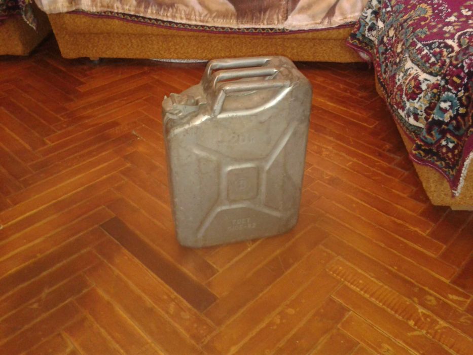 Каністра металева 20 л