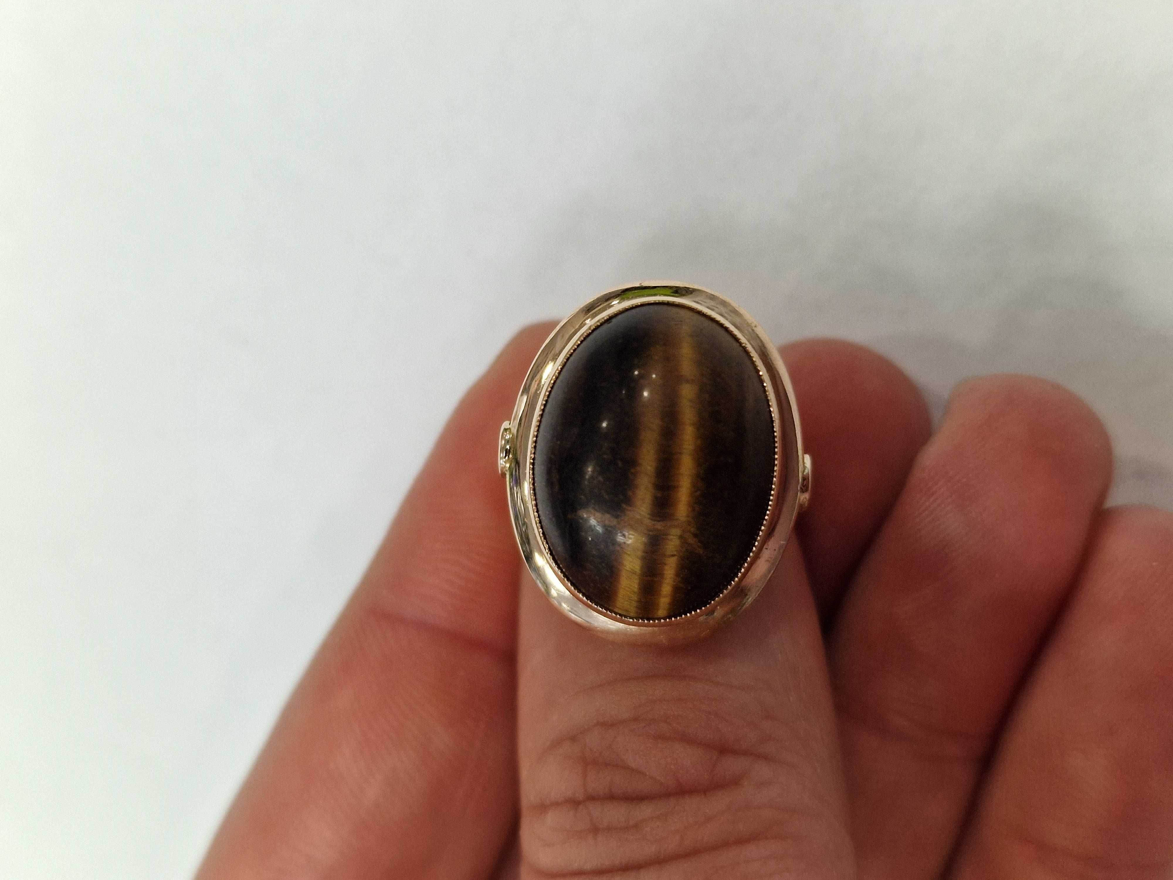 Złoty pierścionek damski/ 585/ 8.38 gram/ R14/ Tygrysie Oko/ XX wiek