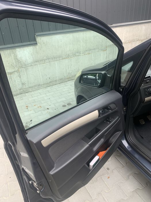 Opel Zafira B 2008 р