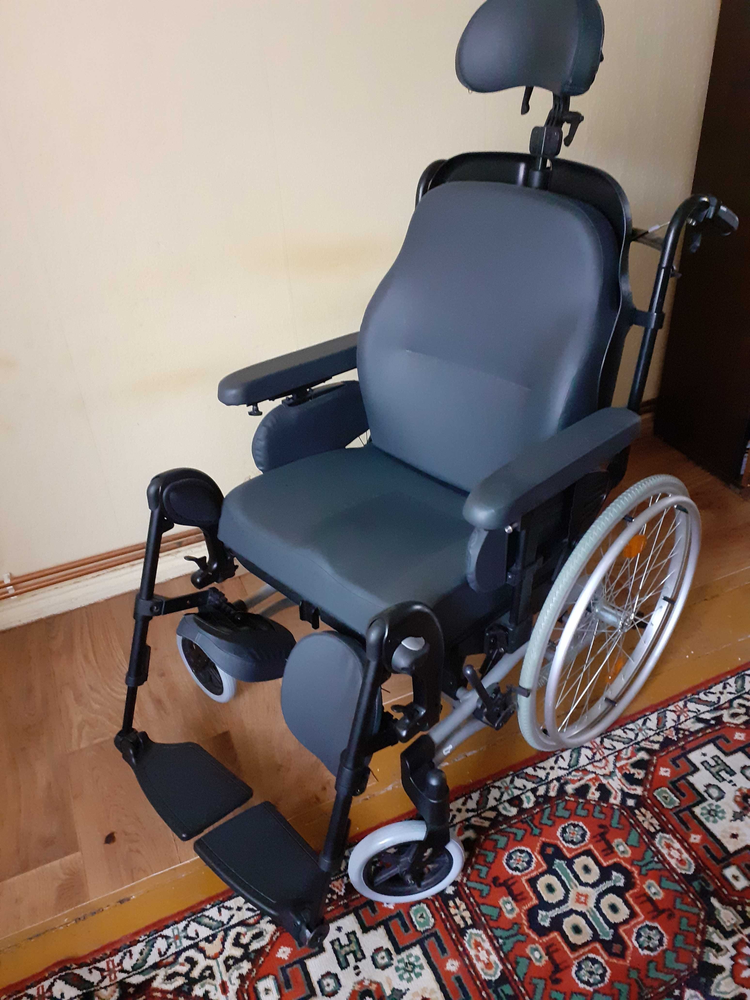 Wózek inwalidzki Breezy Relax2