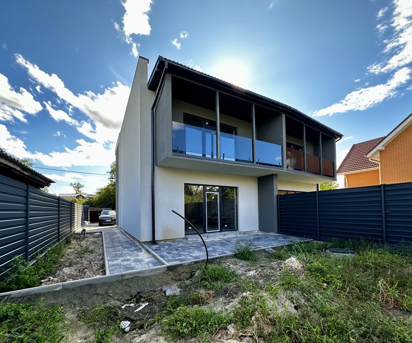 Дуплекс квартира дім біля метро Осокорки Дарницький Київ