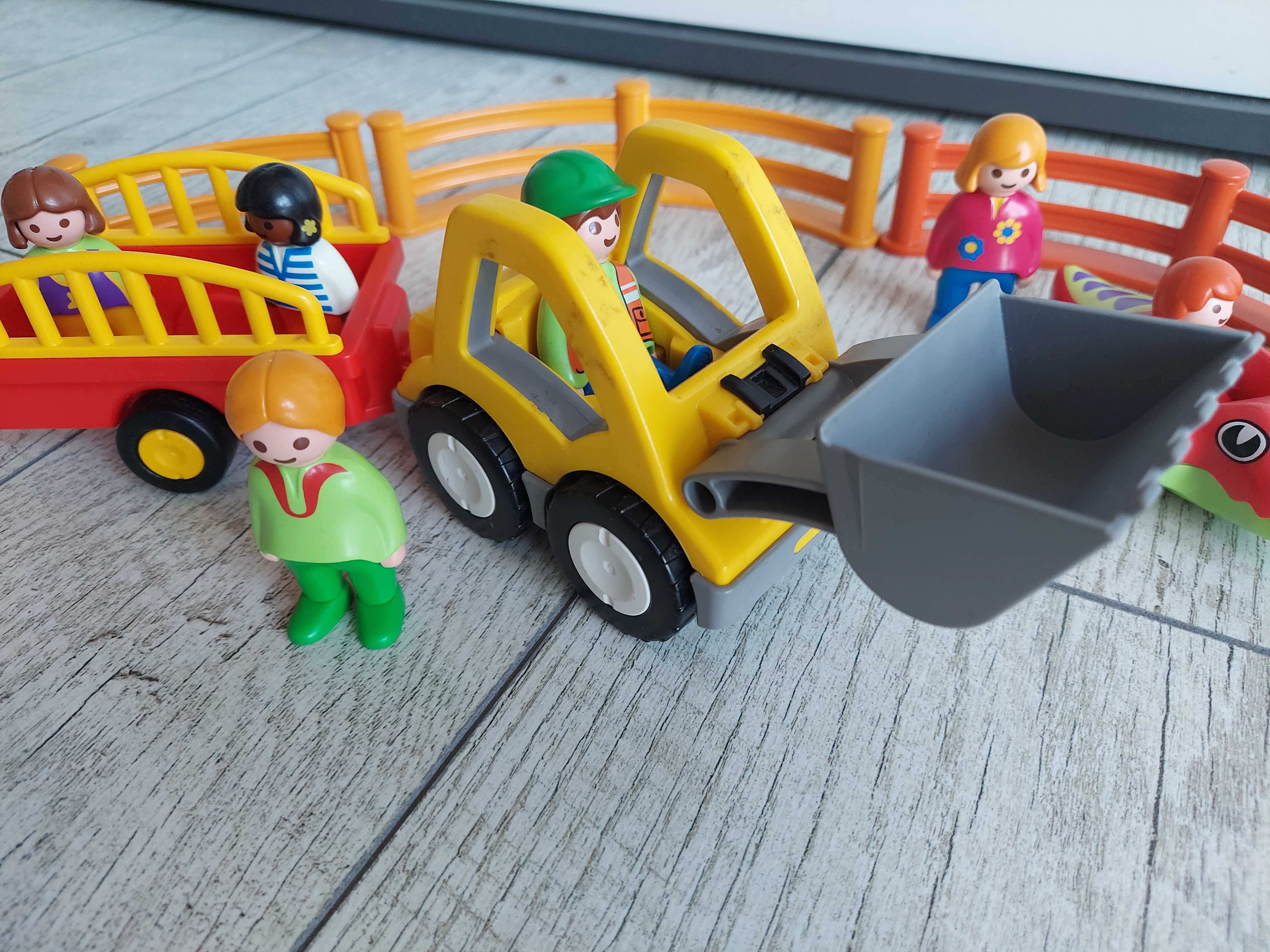 Playmobil 1 2 3 ludziki auto płot łódka przyczepka