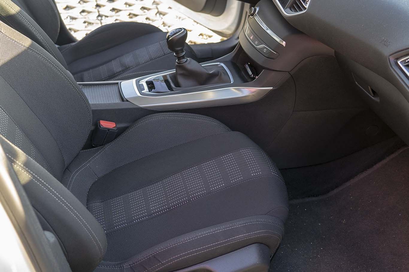 Sprzedam Peugeot308  1.6 disel bluehdi