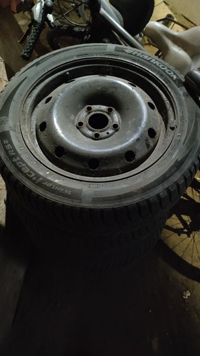 Koła Laguna II zimowe