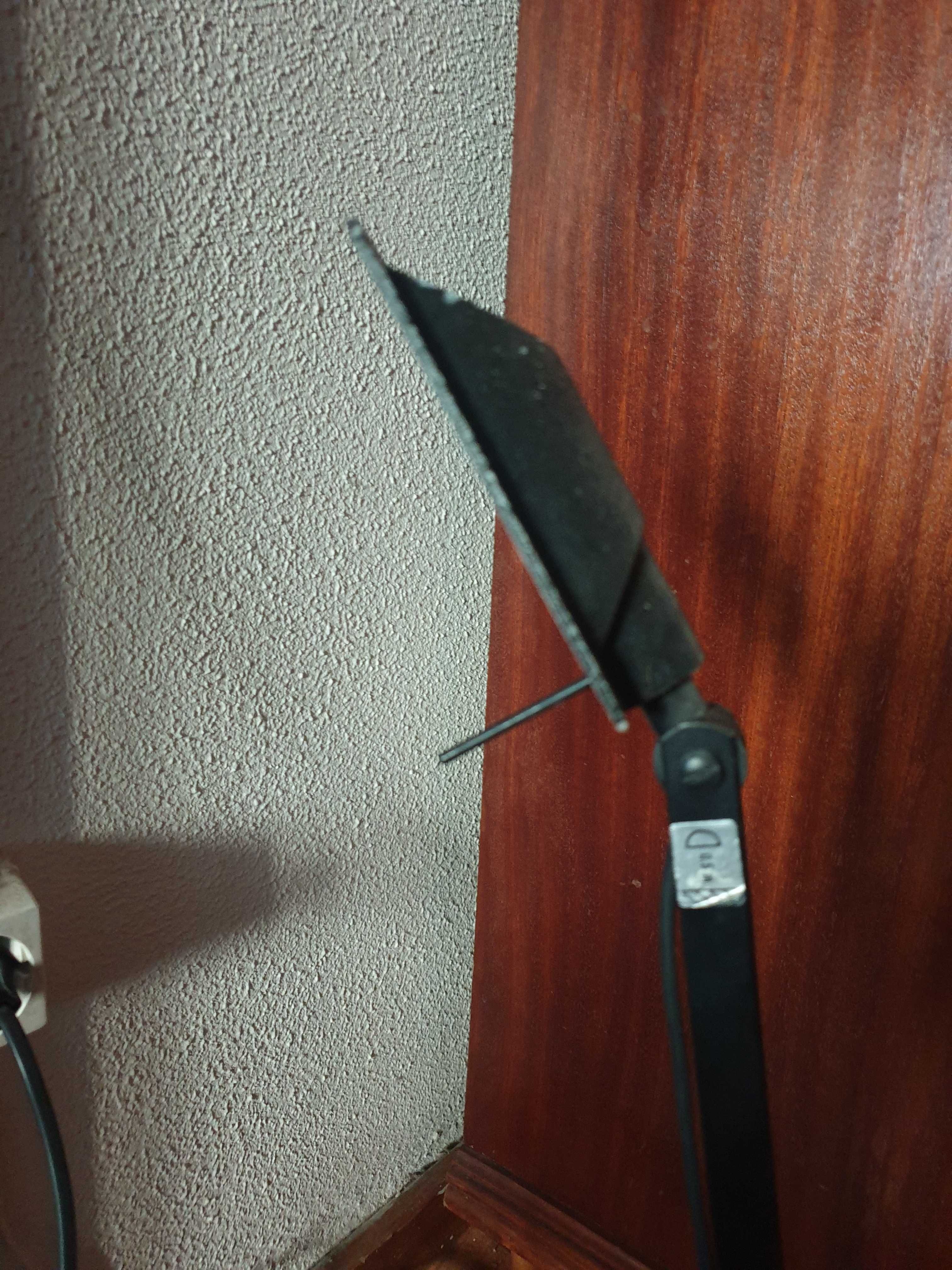 Candeeiro secretária