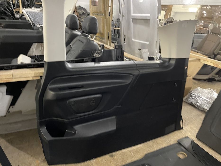 Салон сидіння потолок підлога віто вито Mercedes 639 w447 V-Class