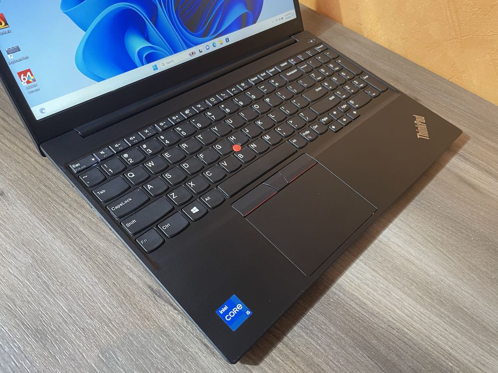 Потужний свіжий ультрабук Lenovo E15G2(i5-11/iris xe/8gb/256/fhd ips)