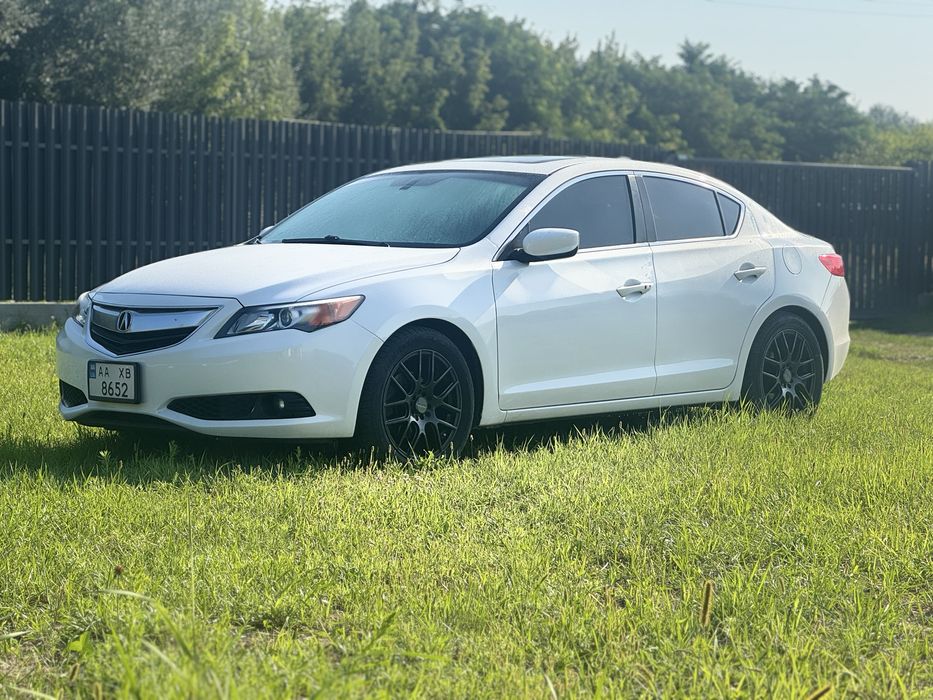 Продам Acura ILX
