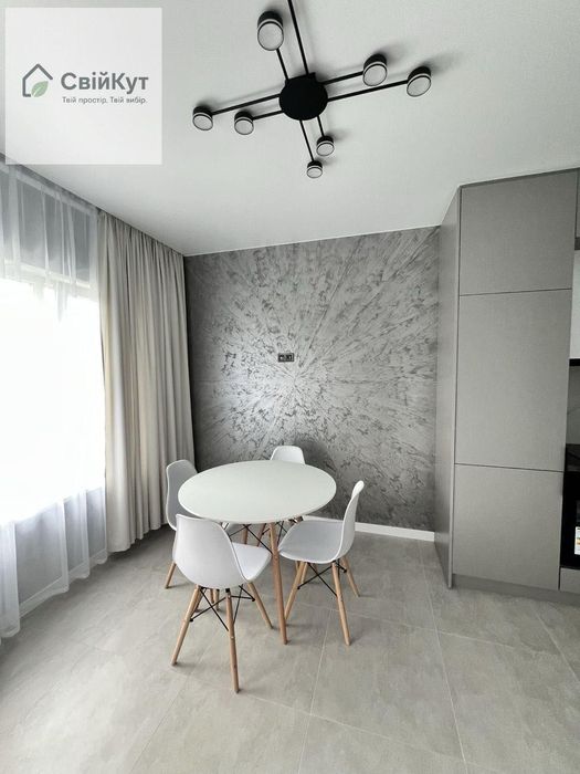 Продаж  Таунхауса з ремонтом та меблями  у Білогородці!