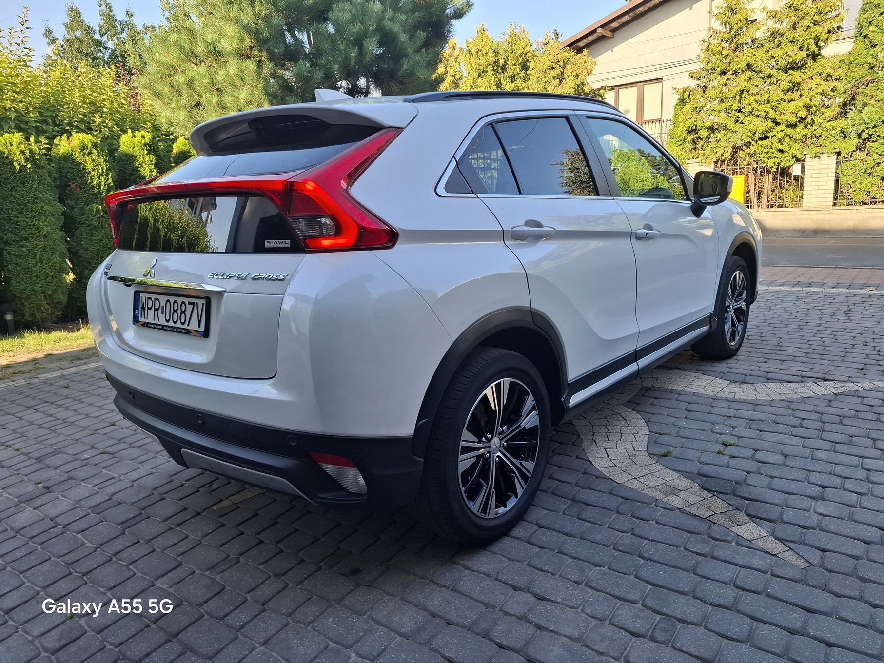 Mitsubishi Eclipse Cross 1,5 Benzyna # 4x4 # Kamery 360 # Head up # Keyless go # Hak #