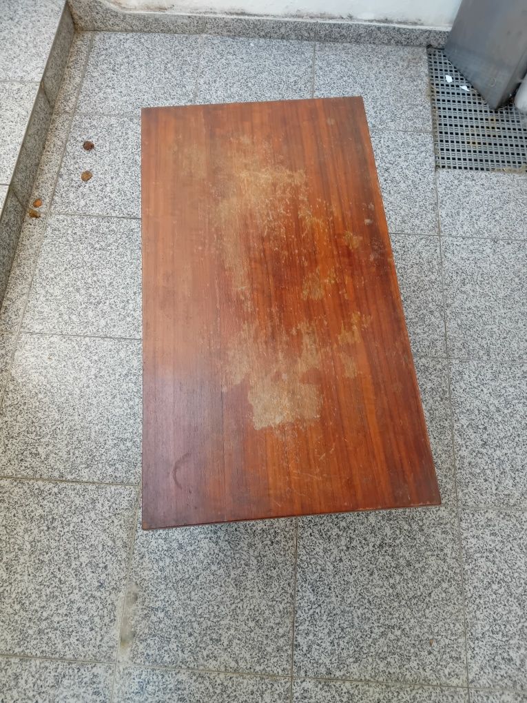 Mesa Madeira pequena
