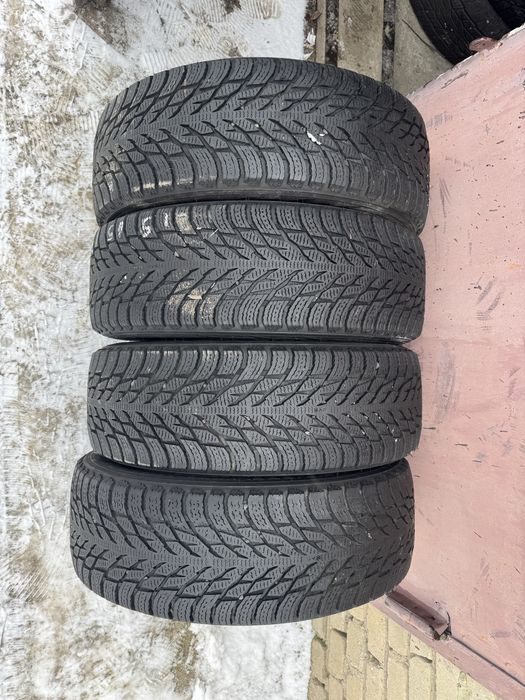 215 65 17 Nokian