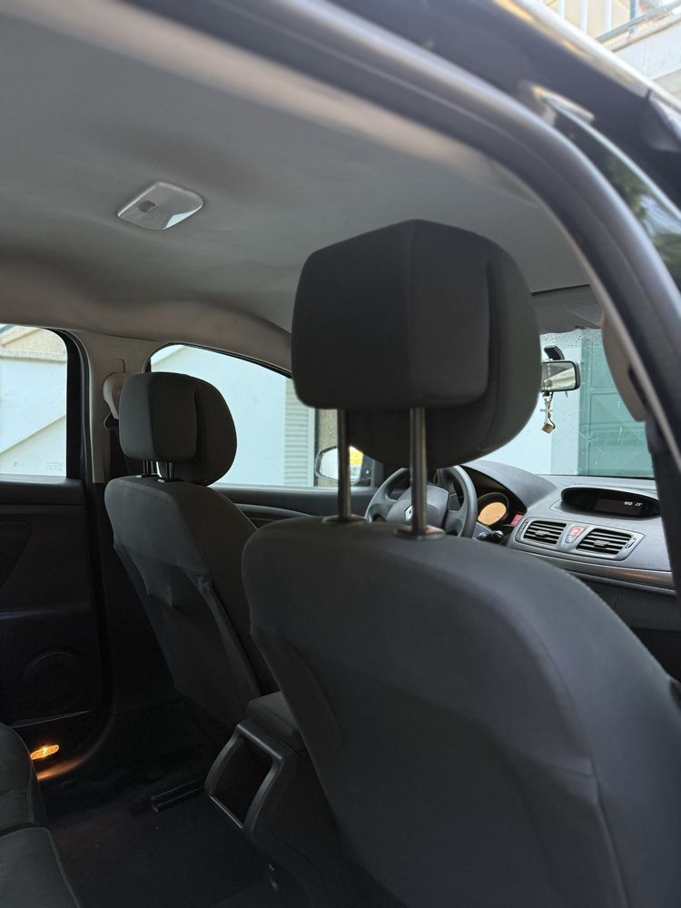 Renault megane preta