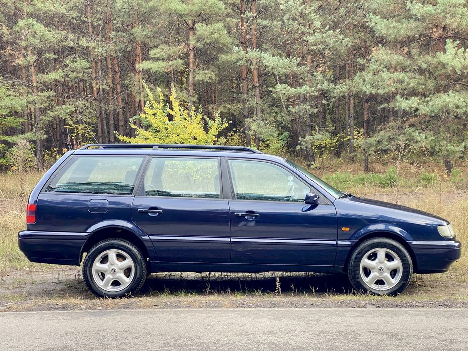 Volkswagen Passat B4 універсал пассат фольксваген