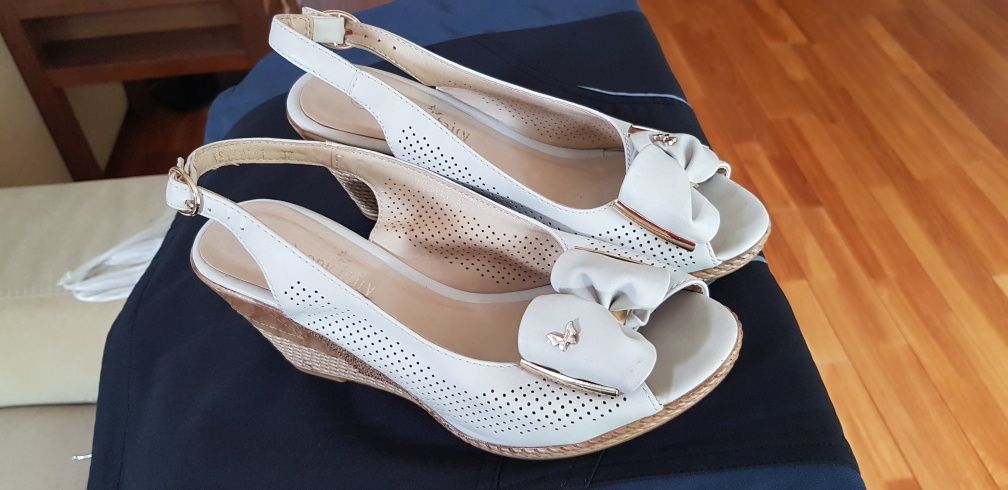 Buty sandałki na koturnie JennyFairy Jak nowe rozm. 37