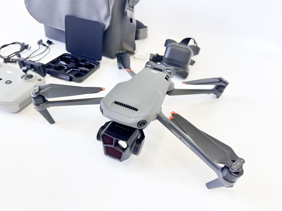 Dron Dji Mavic 3 Pro | Sprawny, Zestaw, Faktura