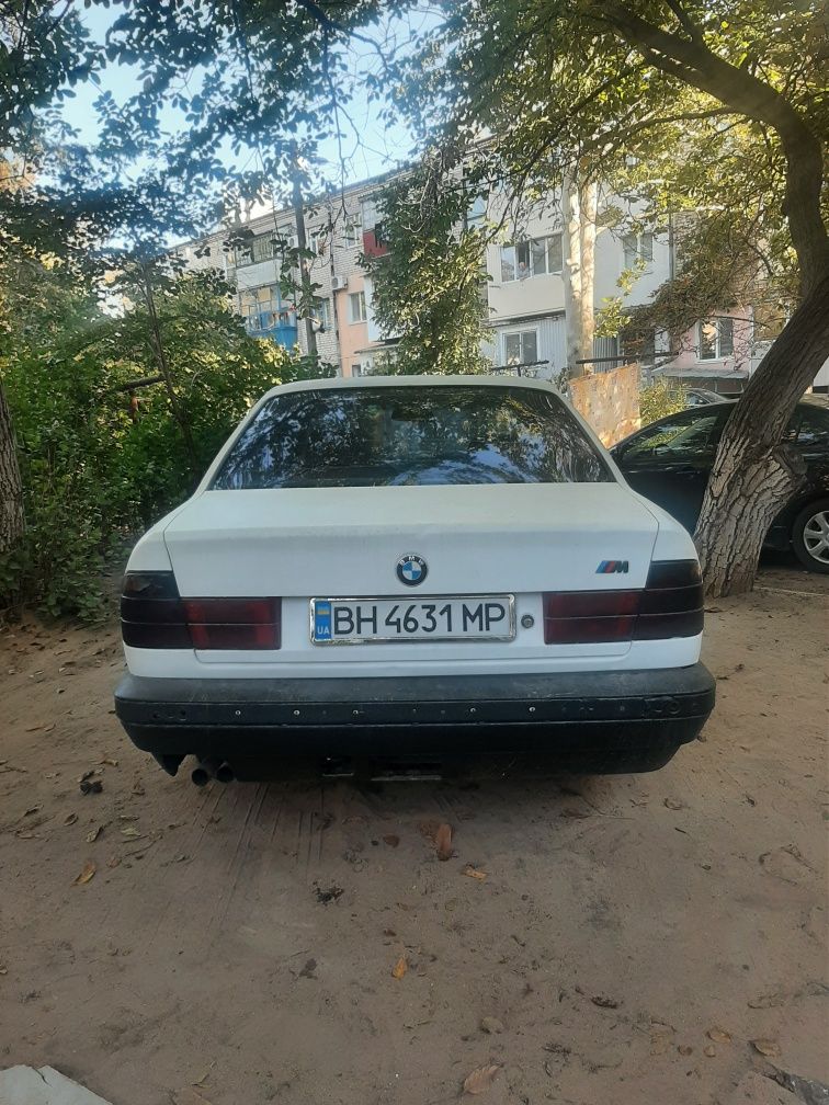 Розбираю BMW e34