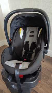 Автокрісло Britax B-Safe 35 з базою