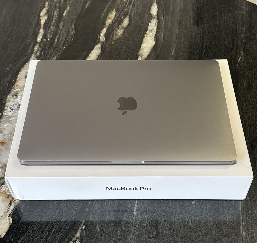 MacBook Pro 13 M1 | 2020 | Модель A2338 | 256 GB | 8GB ОЗУ