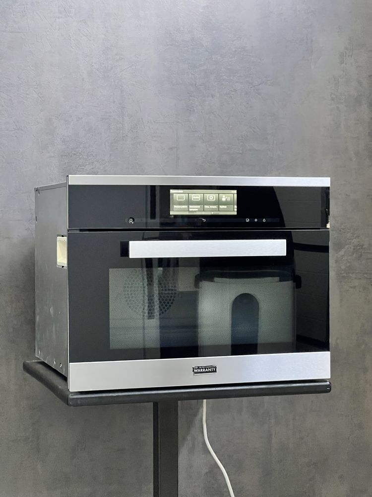 2в1 Духовка з функцією пароварки Miele DGC 6805 духовка духовой