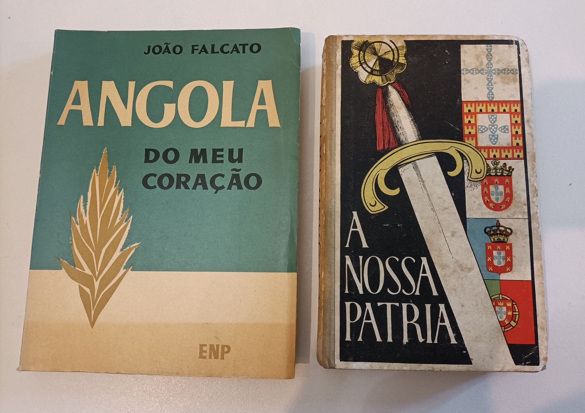 3 Livros, Angola do meu coração e  "A Nossa Pátria", dava-se aos sold