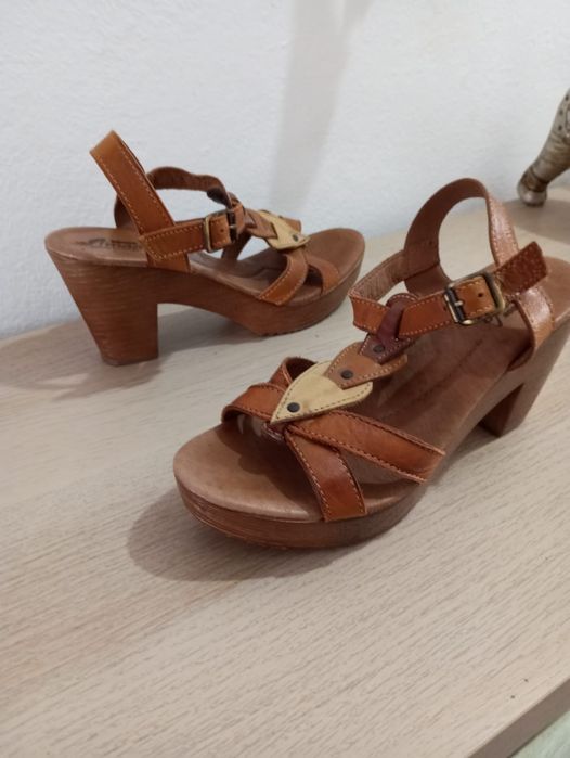 Sapatos Amado Tamanho 39