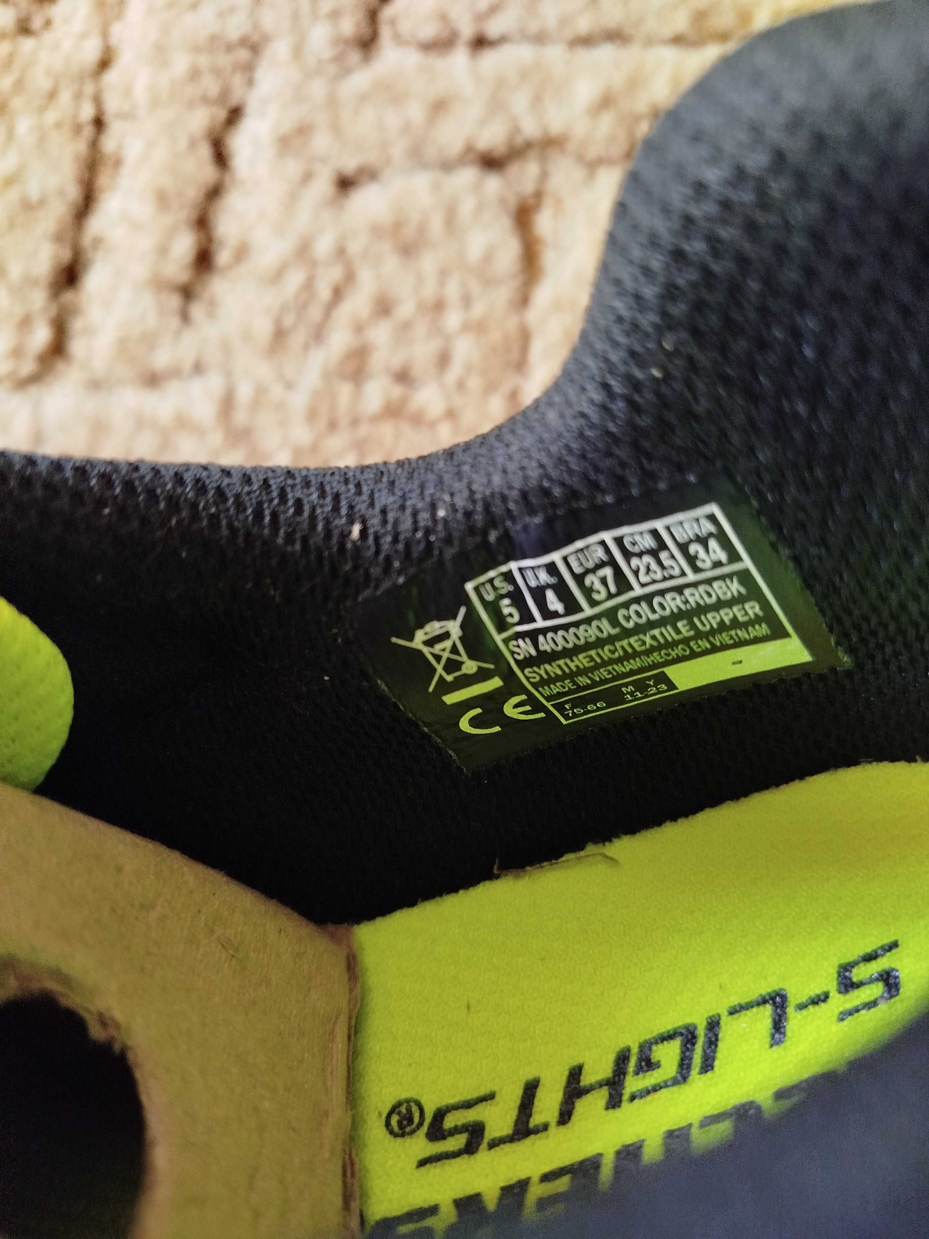 Продам нові кросівки Skechers оригінал