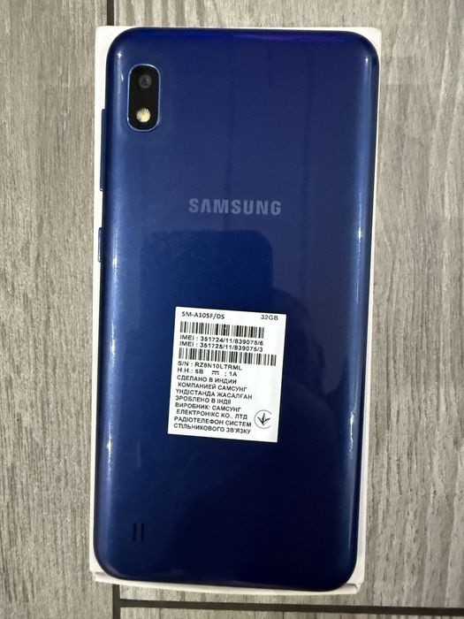 Смартфон Samsung A10