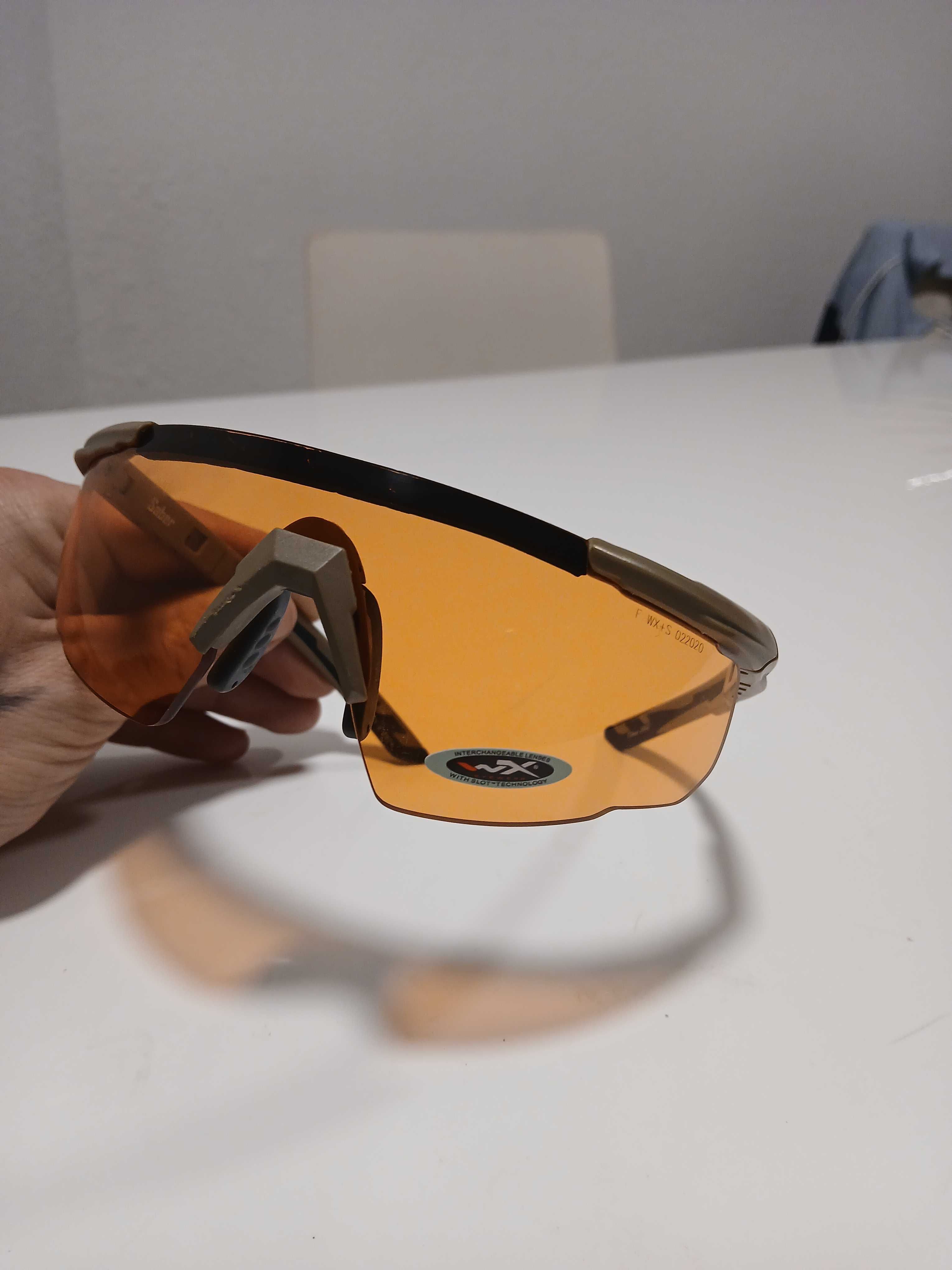 Oculos de tiros como novos