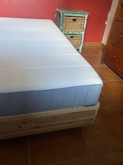 Conjunto estrado + colchão