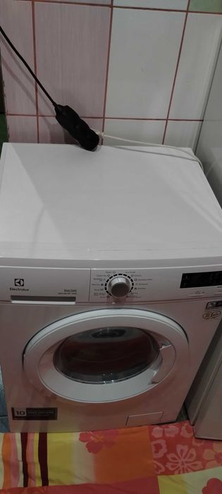 Продам пральну машину з сушкою electrolux ewwn1685w