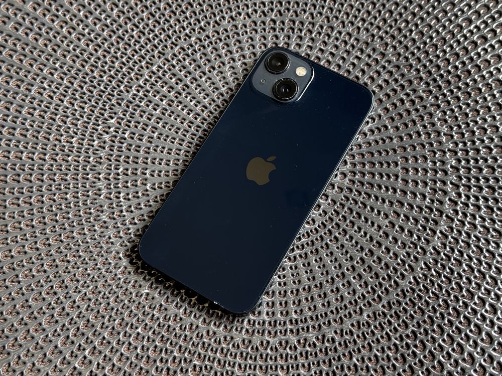 Ідеал Apple Iphone 13 128gb black Neverlock Батарея 86%