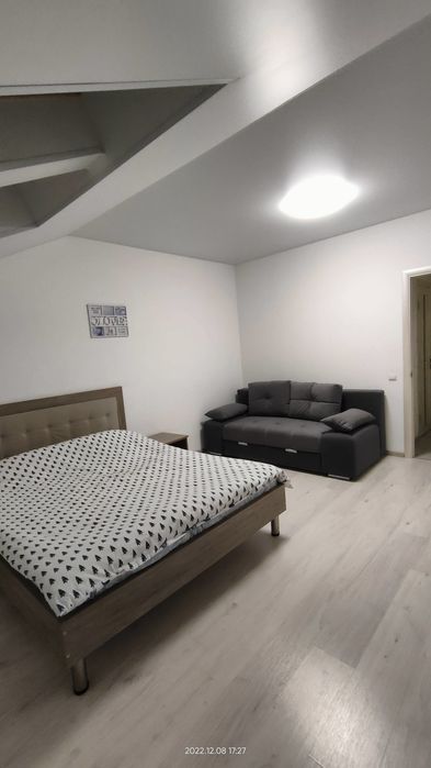 Сучасна квартира в новобуді.Здам на Нов рік..погодинно. подобово автов