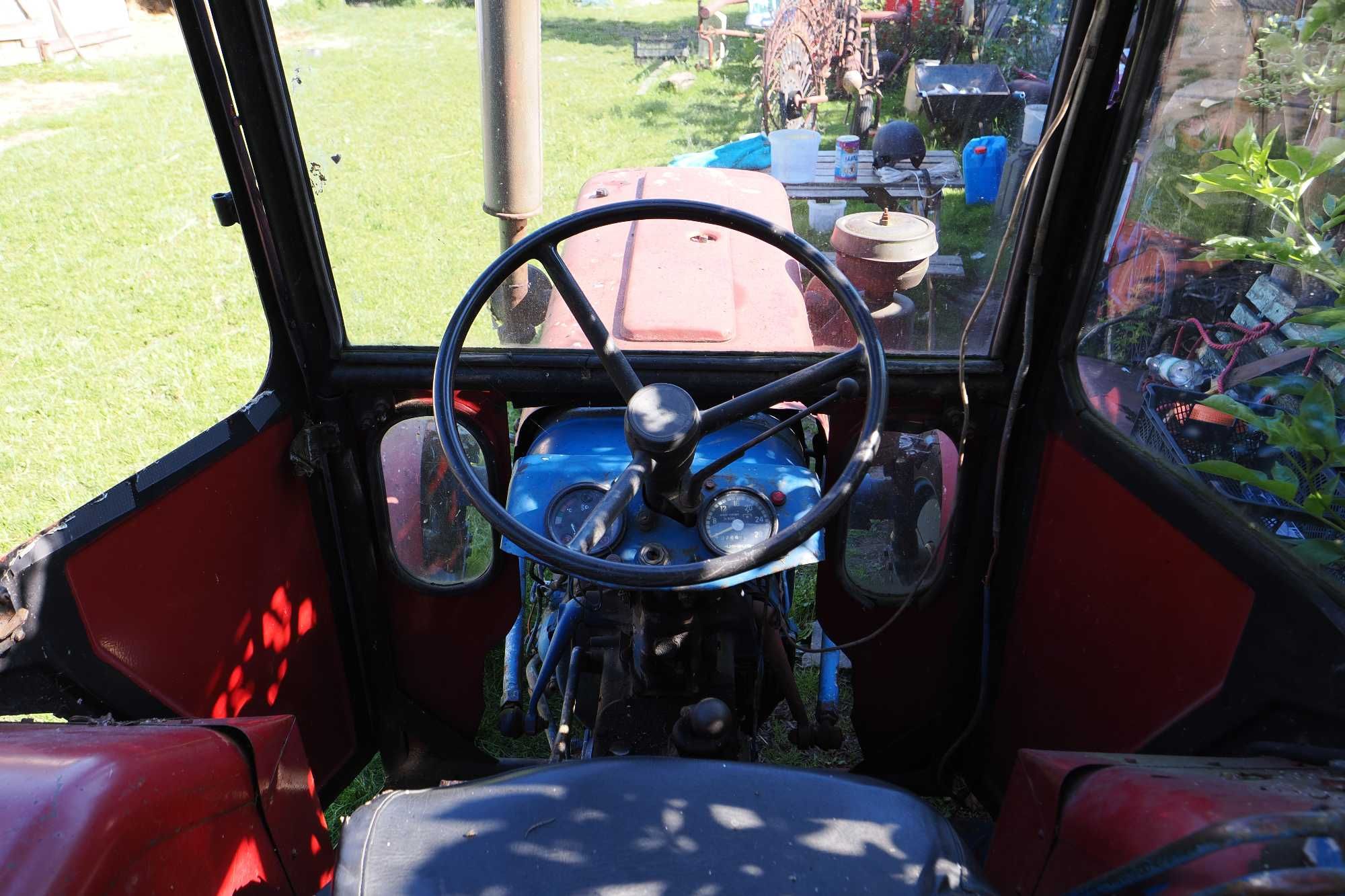 Traktor ciągnik rolniczy "Ciapek: Ursus C330