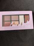 Sprzedam przepiękne cienie do powiek Bourjois Volume Glamour nr 03