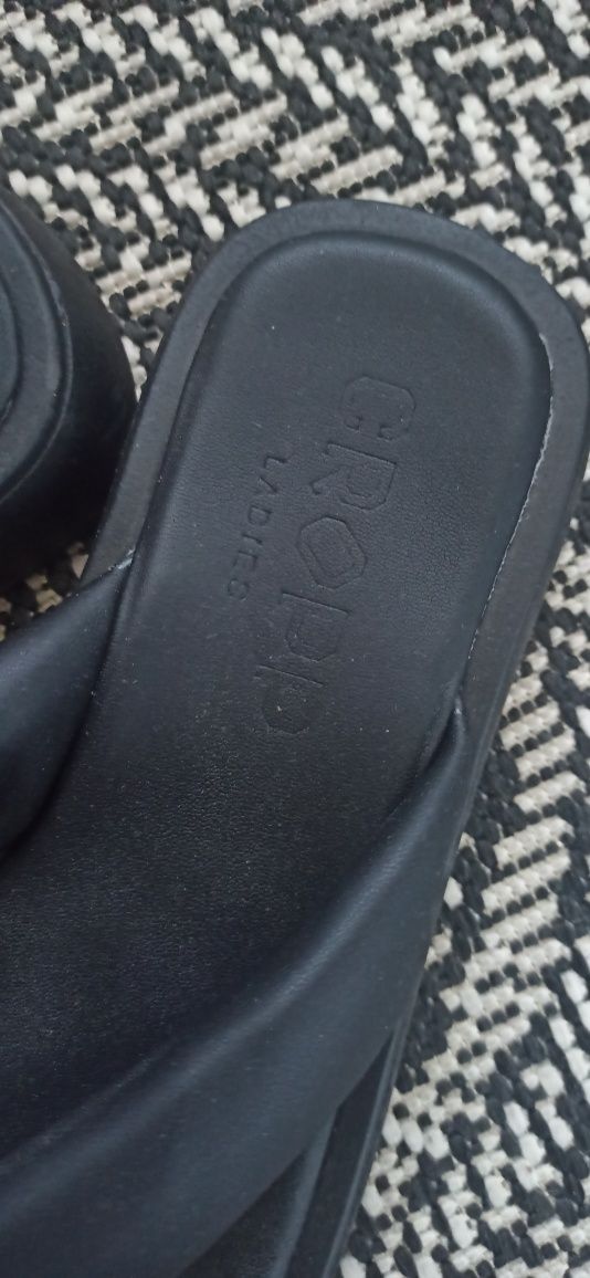 Japonki Cropp 36 jak nowe!