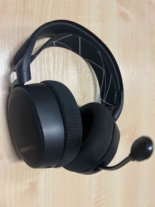 Słuchawki Steelseries Arctis 9 Wreless jak nowe cały komplet fabryczny