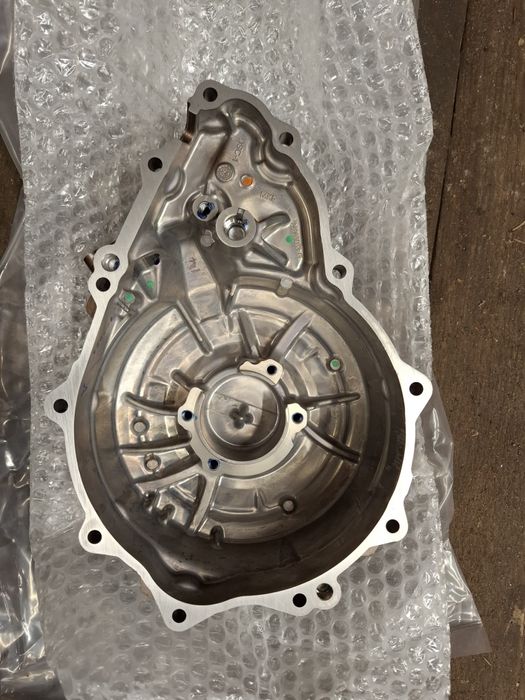 Nowy Dekiel Osłona lewa alternatora Honda CBR 500r 2023