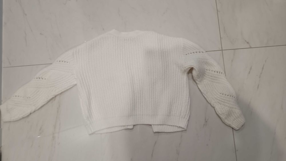 Rozpinany sweterek Reserved 146