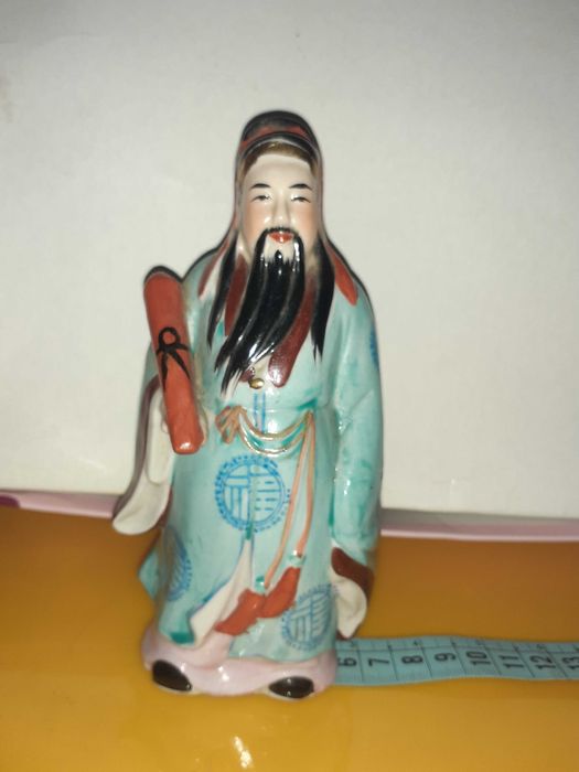 Estatueta  Porcelana Origem Macau