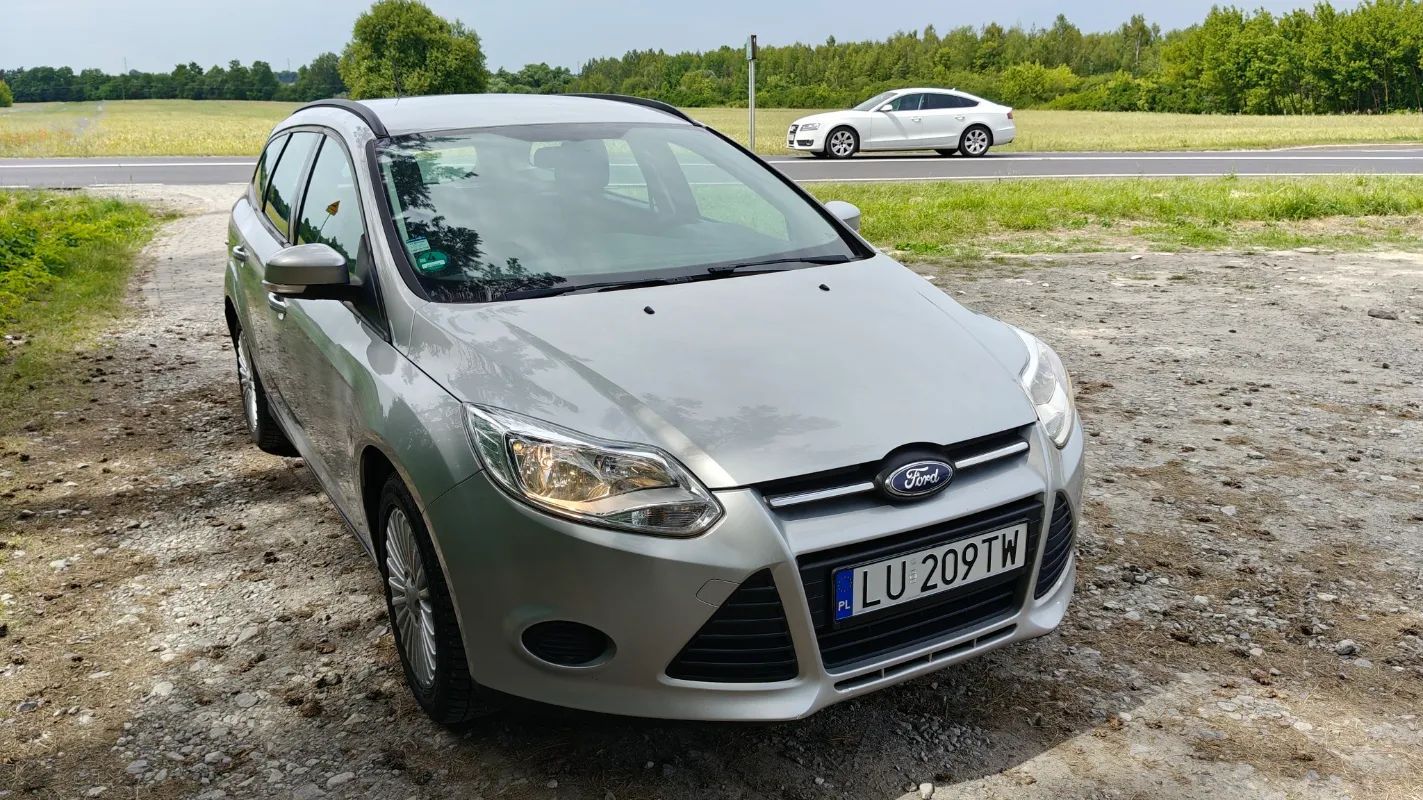Ford Focus 1.6 16v ti-vct dobry do gazu super stan